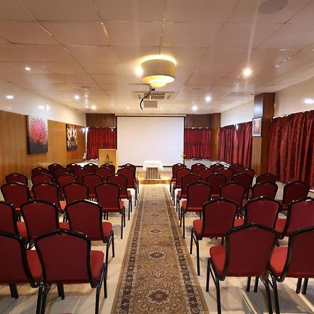 Akash Inn Shimoga Exterior photo