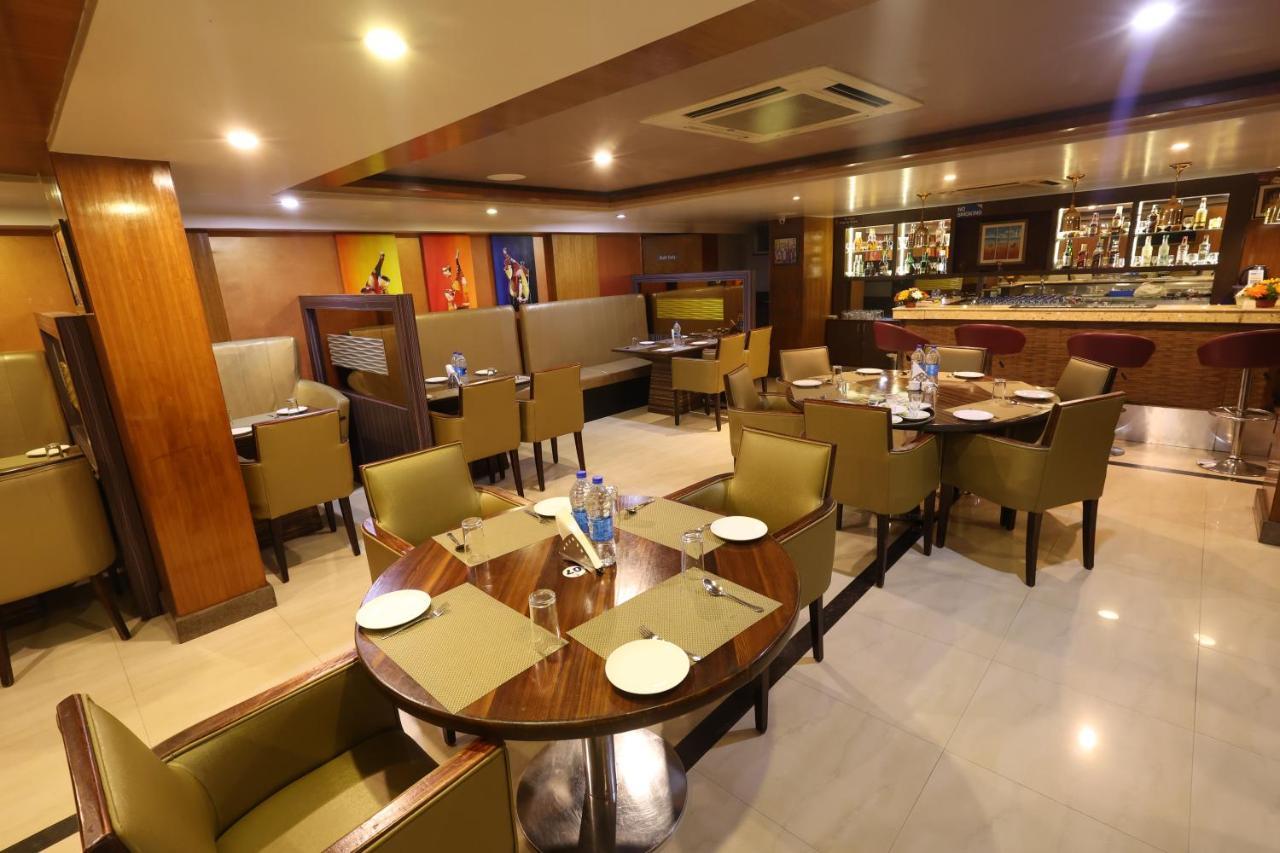 Akash Inn Shimoga Exterior photo