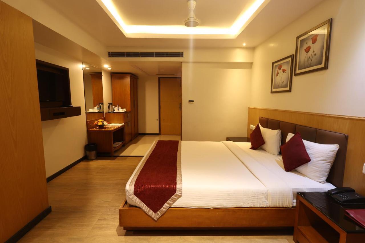 Akash Inn Shimoga Exterior photo